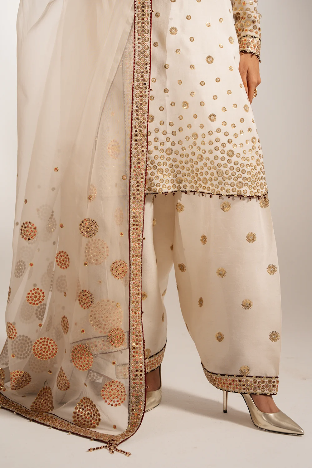 Jazmin Embroidered Raw Silk UR-7053