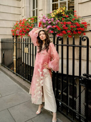 Maira Khan | Sania Maskatiya TWILA Luxury Floral Embroidered Sheesha Silk